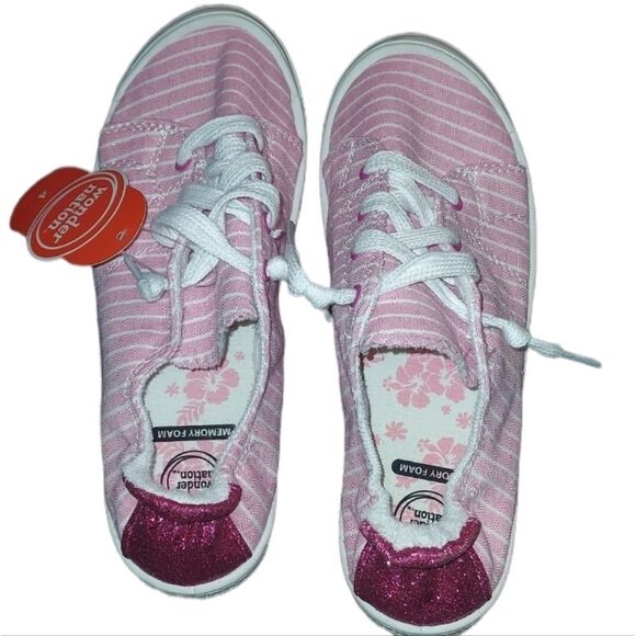 GIRLS Pink Stripe Memory Foam Sneaker Size 4 wonder nation new - Picture 2 of 6